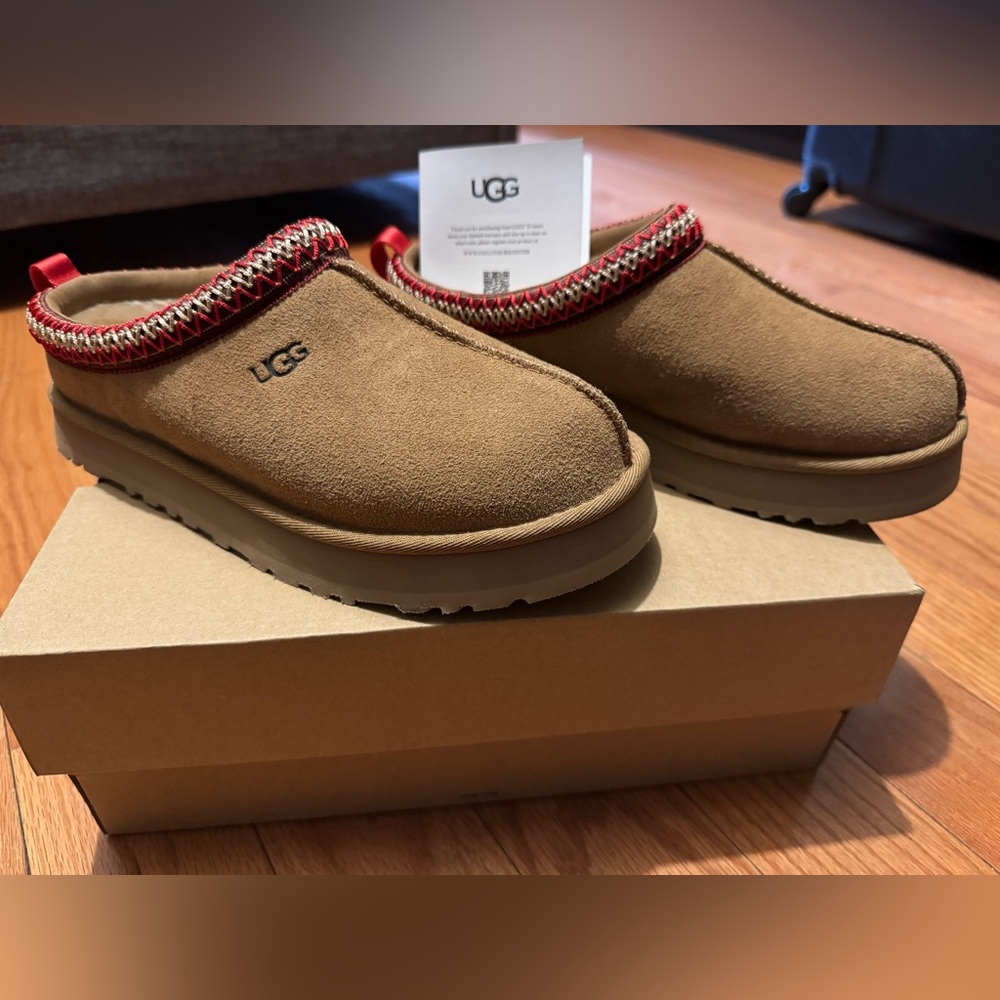 New UGG Tazz